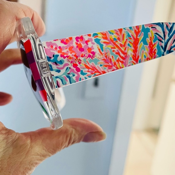 COPY - Lilly Pulitzer Sunglasses Pink Purple Square